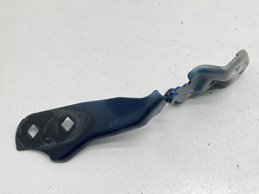 Engine bonnet/hood hinges 109879200