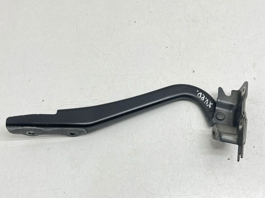 Engine bonnet/hood hinges 57260FL0209