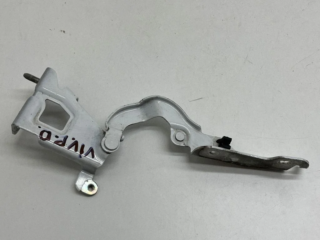 Mootorikapoti hinged 654004002R