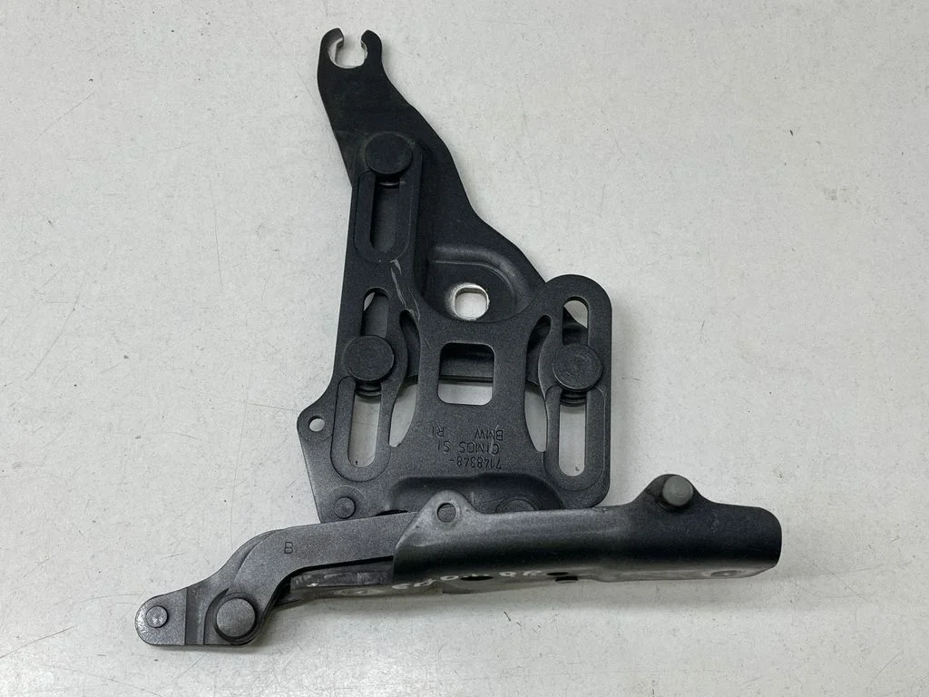 Engine bonnet/hood hinges 7148348