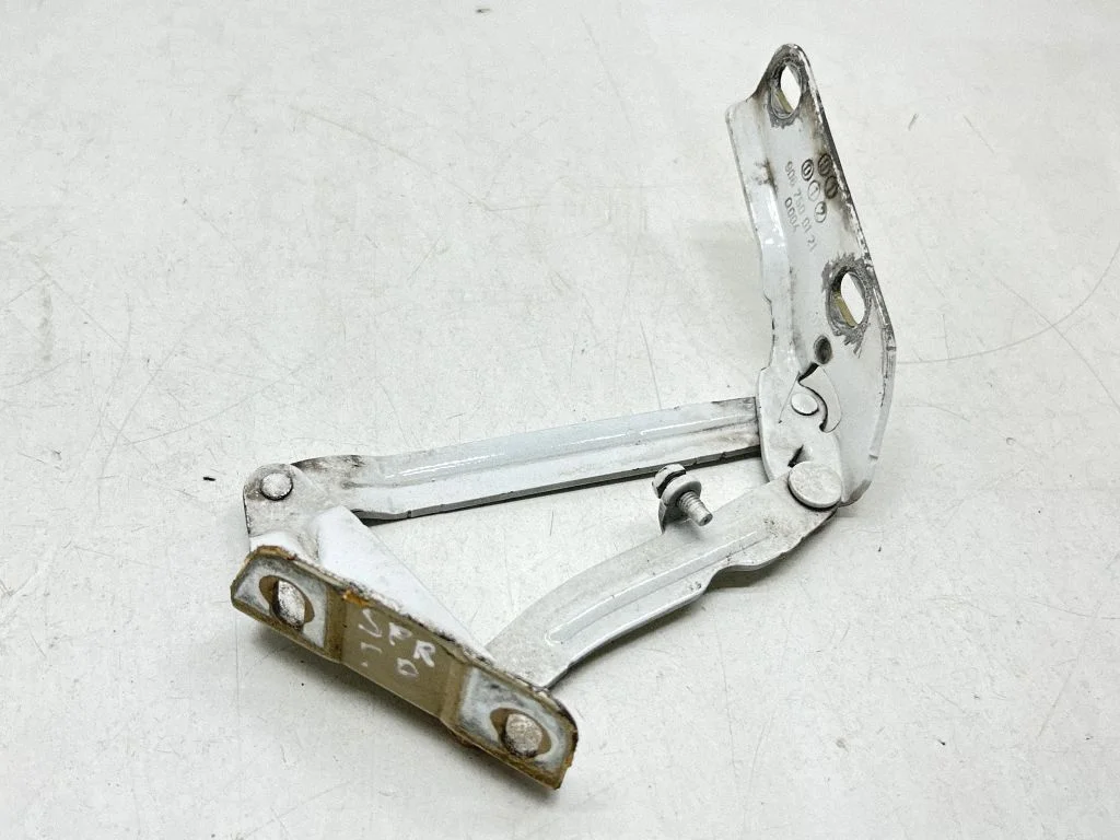 Mootorikapoti hinged – Mercedes-Benz Sprinter W906 (2006-2018)