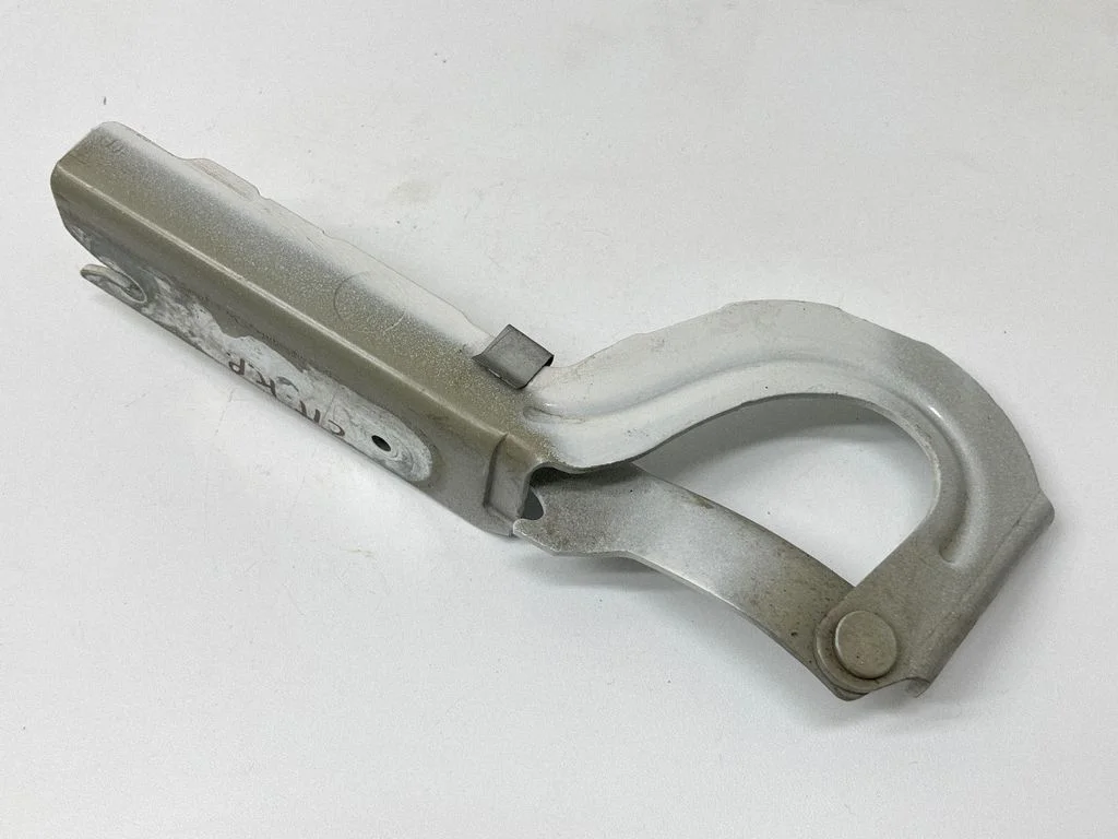Engine bonnet/hood hinges 1499345080