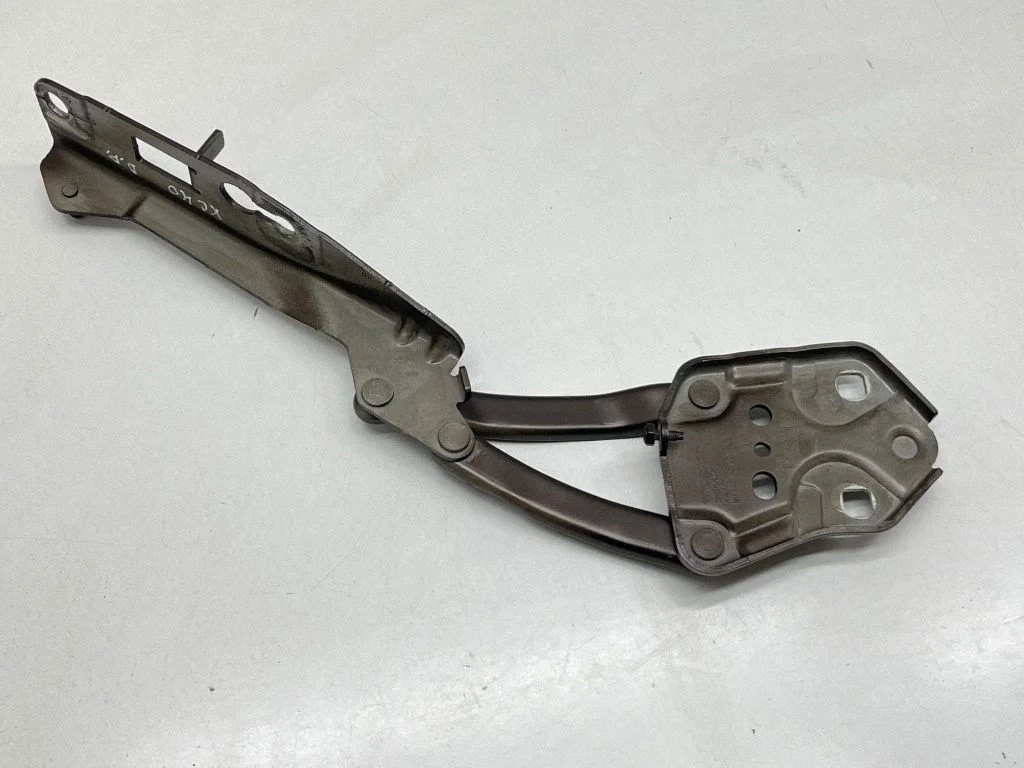 Engine bonnet/hood hinges 31356753
