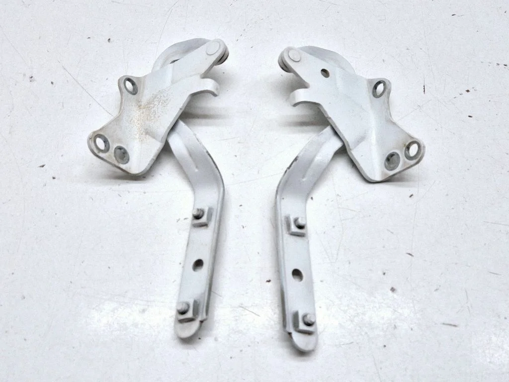 Mootorikapoti hinged A6397500251