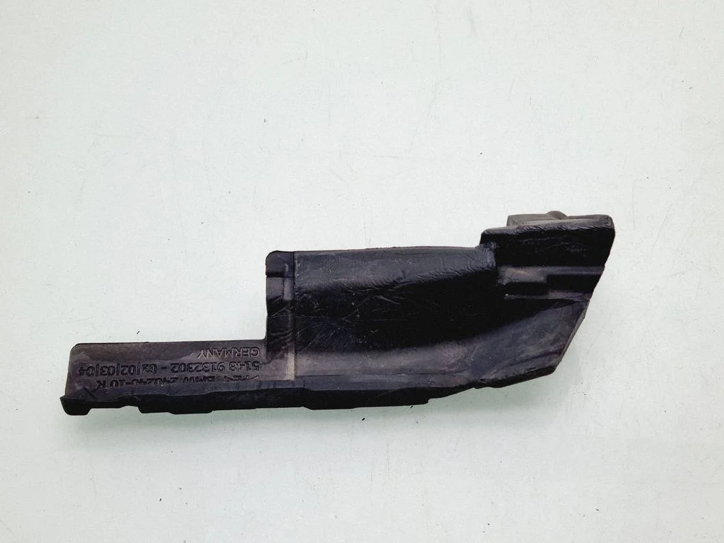 Engine bonnet/hood sound/heat insulation 51489132302