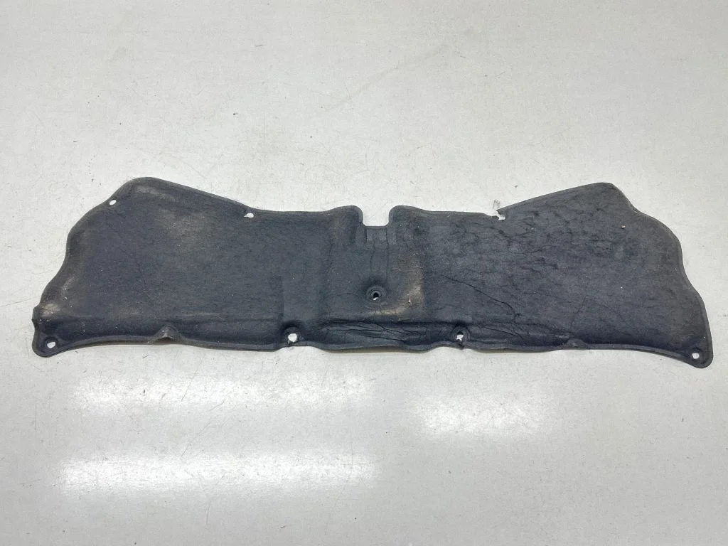 Engine bonnet/hood sound/heat insulation 658403500R – Renault Captur (2013-2020)