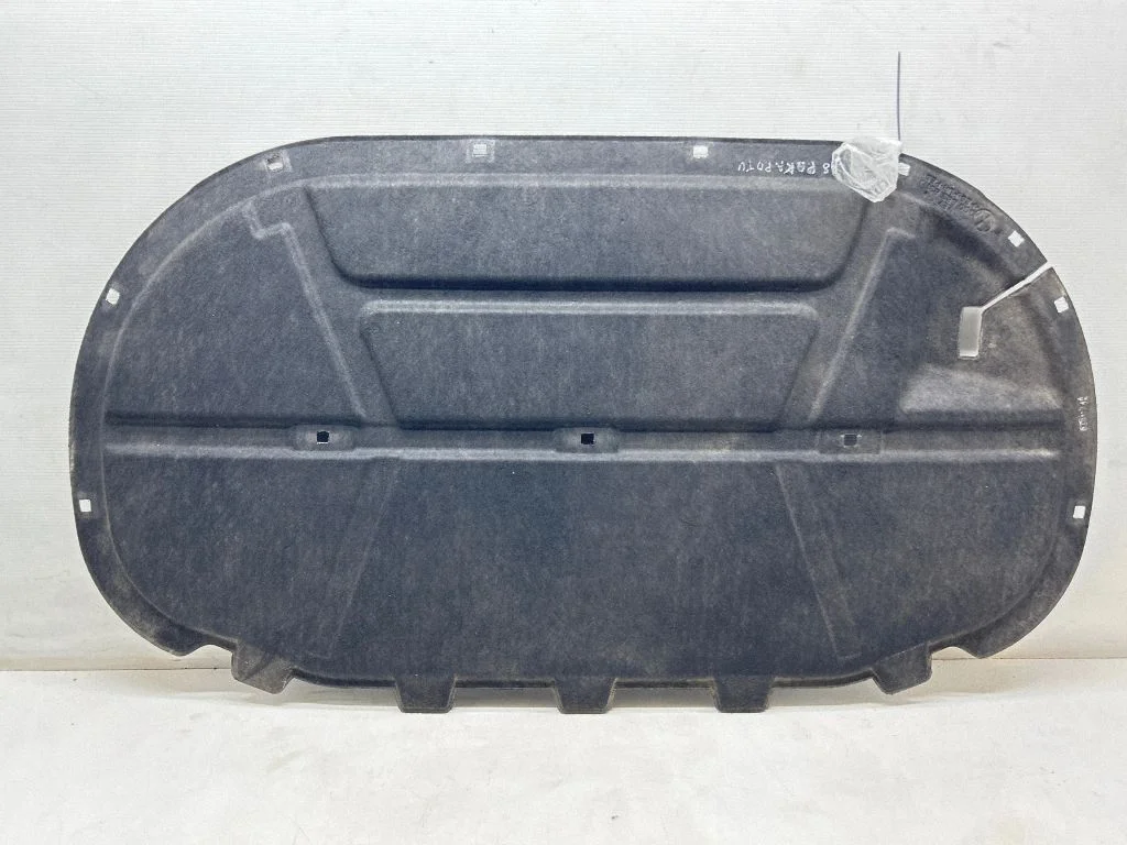 Wygłuszenie maski 3G0863831