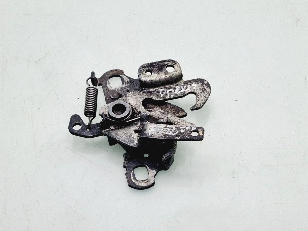 Engine bonnet/hood lock/catch 9687588080
