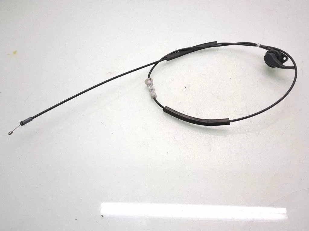 Engine bonnet/hood lock release cable