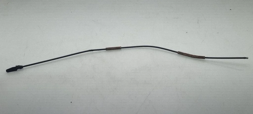 Engine bonnet/hood lock release cable 7L6823531
