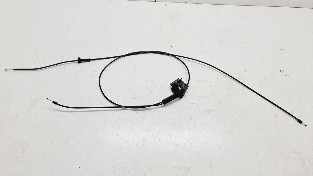 Engine bonnet/hood lock release cable 7008760