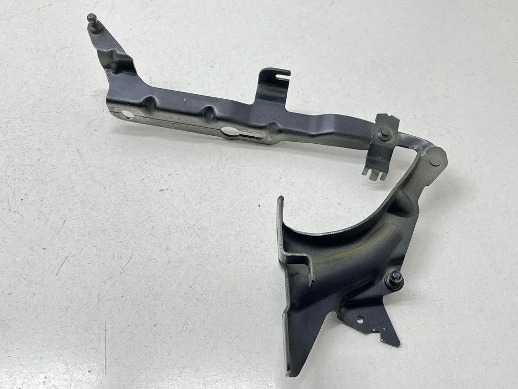 Engine bonnet/hood hinges 31352879