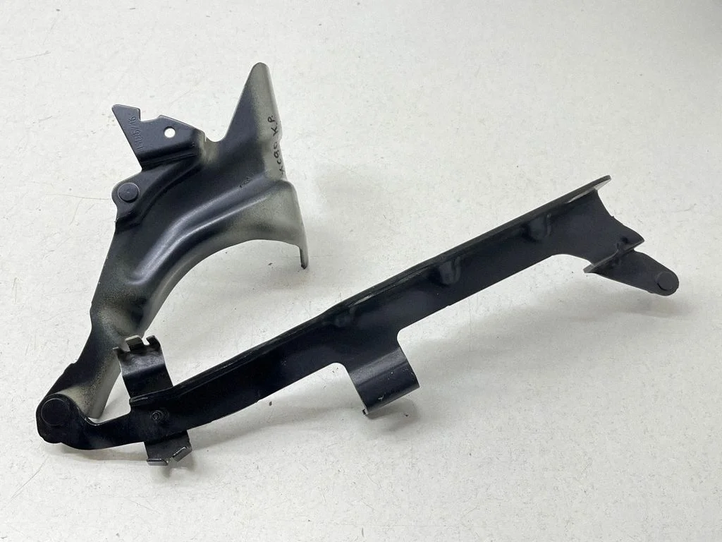 Engine bonnet/hood hinges 31352878