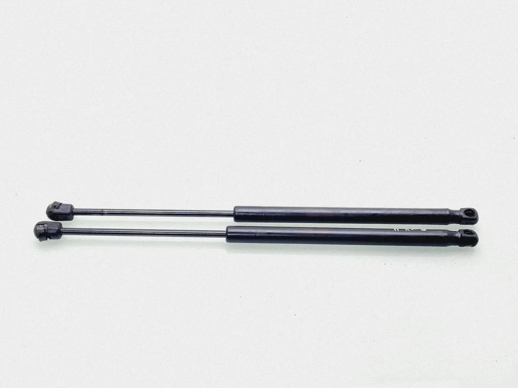 Front bonnet/hood damper/strut 811702P000