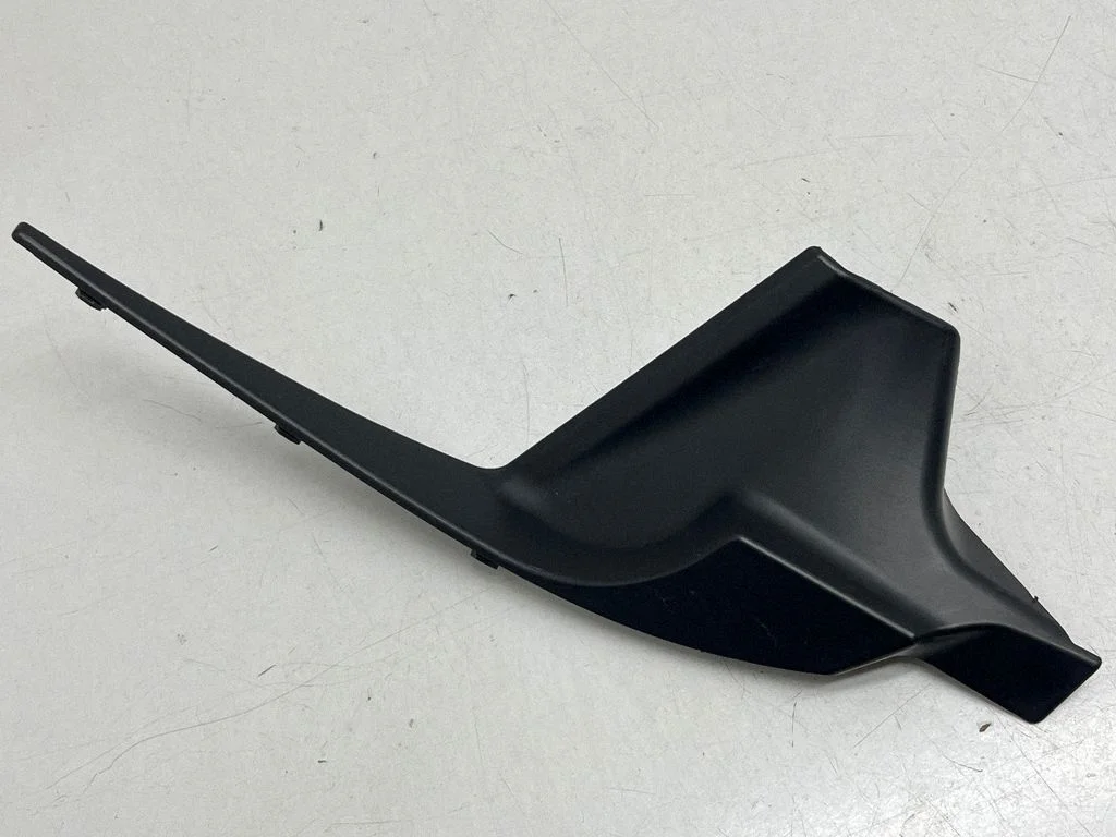 Wiper trim 91423FL000