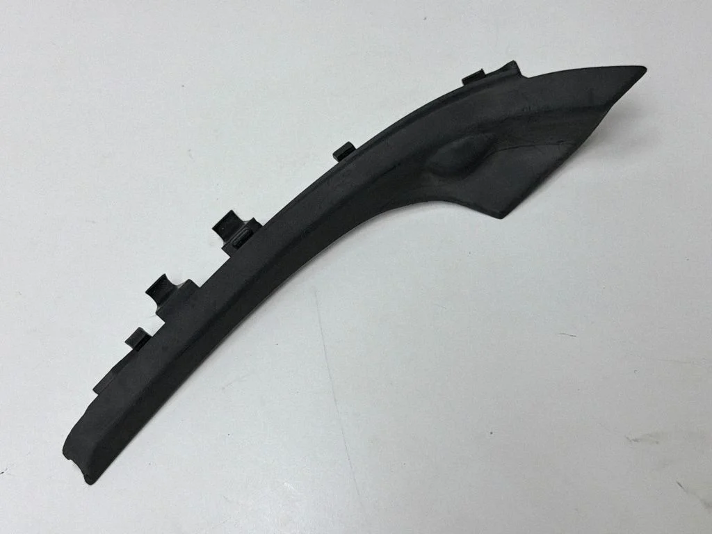 Klaasipuhastite iluliist(id) 668953WC0A – Nissan Note (E12) (2014-2016)