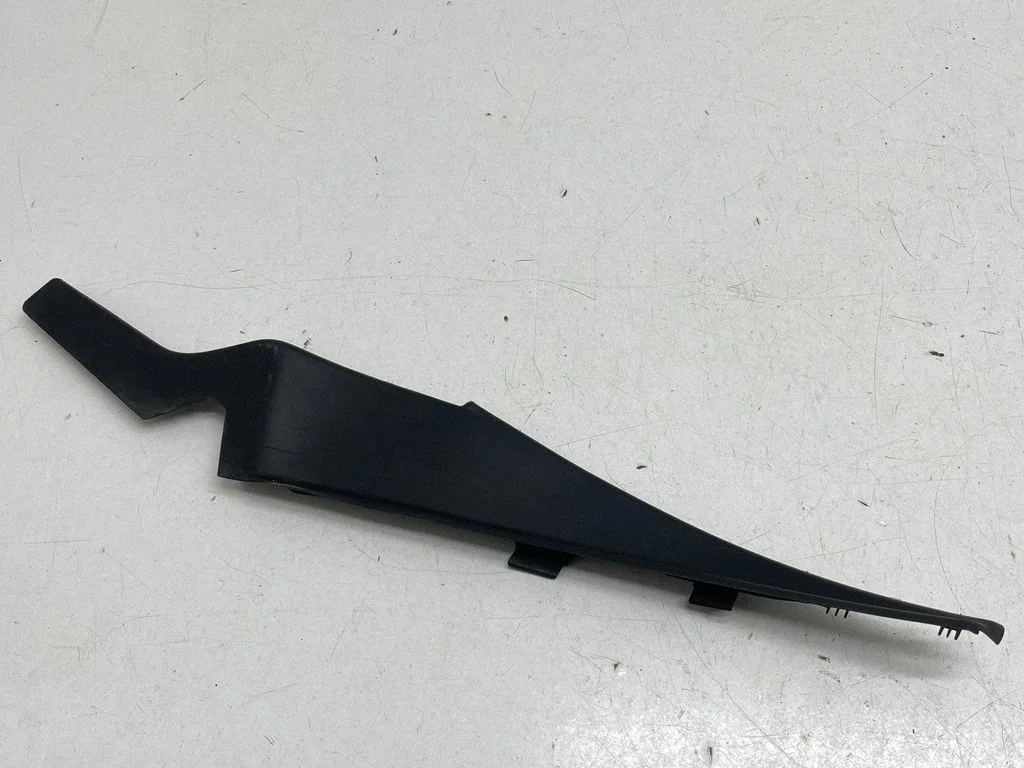 Wiper trim 727608752R
