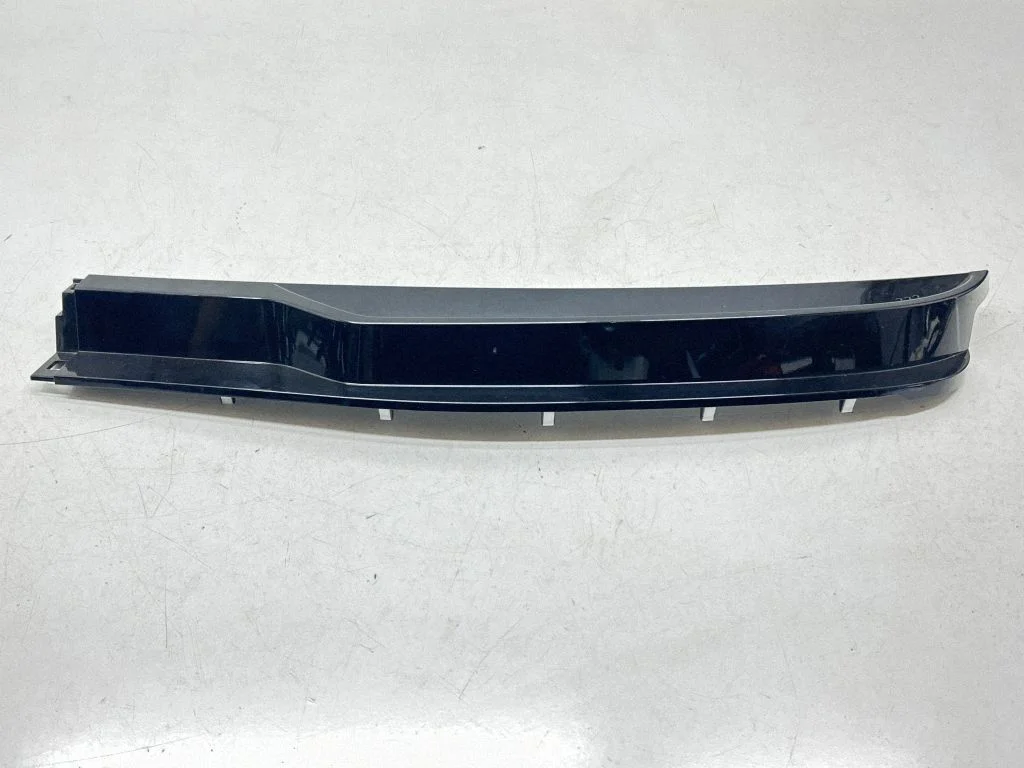 Wiper trim 861C0AT800