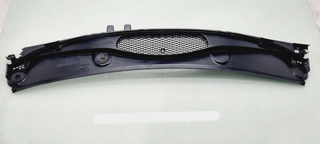 Wiper trim – Peugeot Partner (2008-2014)