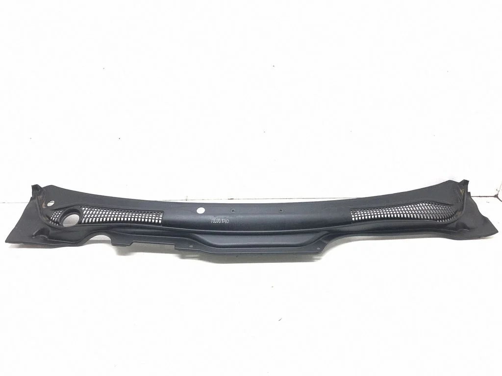 Wiper trim