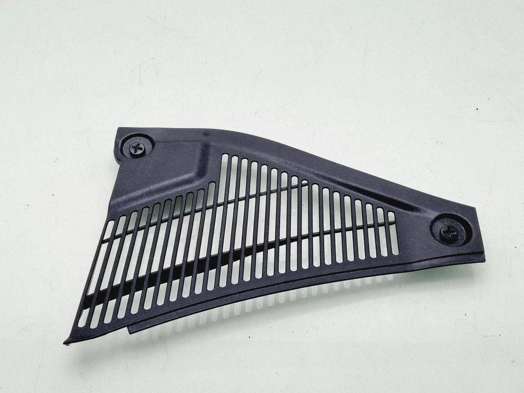 Wiper trim 7L6819730E