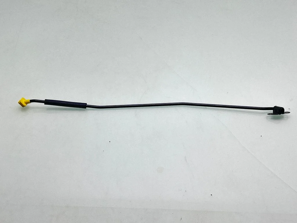 Engine bonnet/hood prop rod/strut