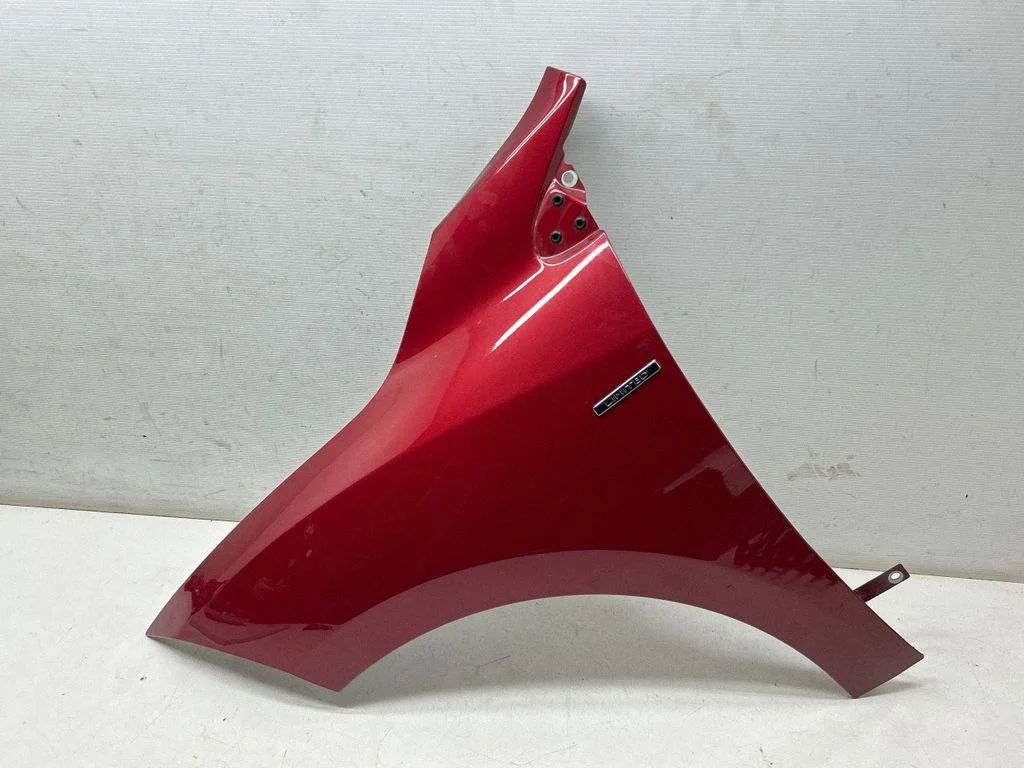 Fender – front left