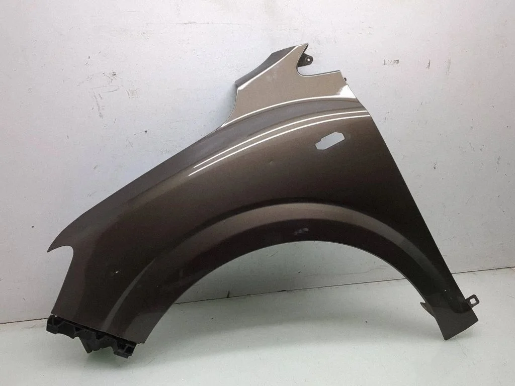 Fender – front left