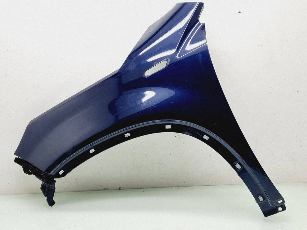 Fender – front left