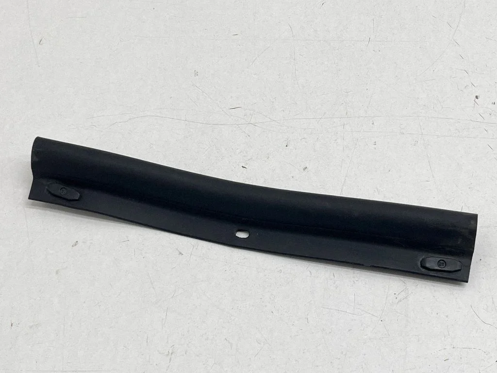 Engine compartment rubber – Volkswagen Jetta USA (2019-)