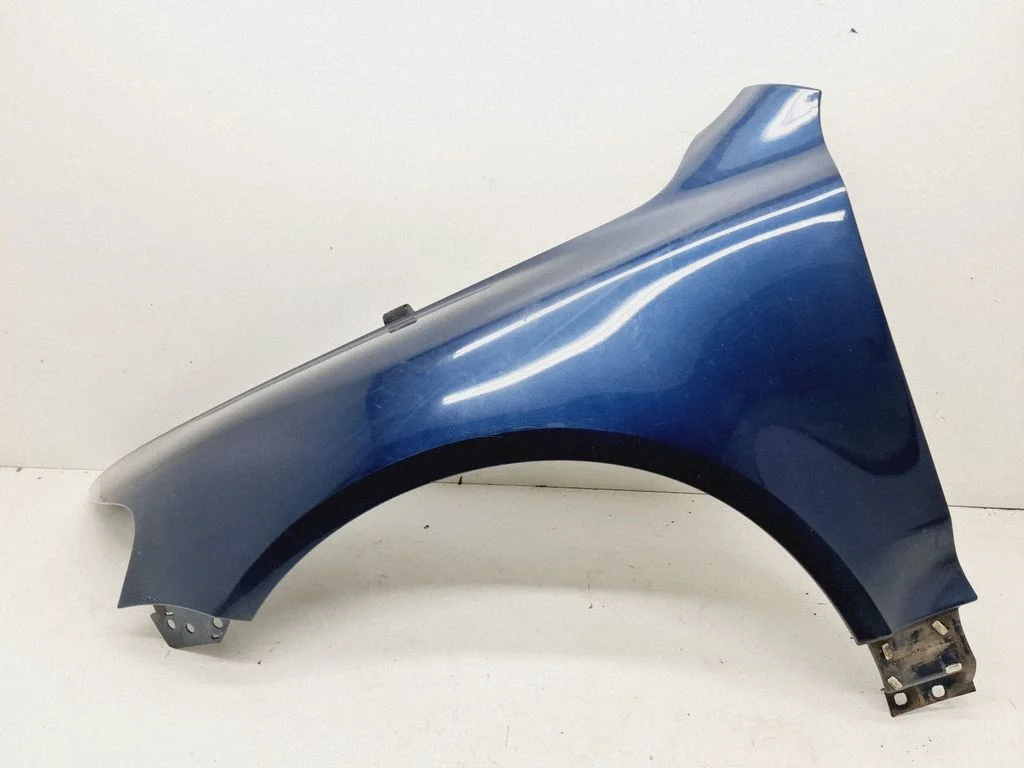 Spārns 7L6821119C