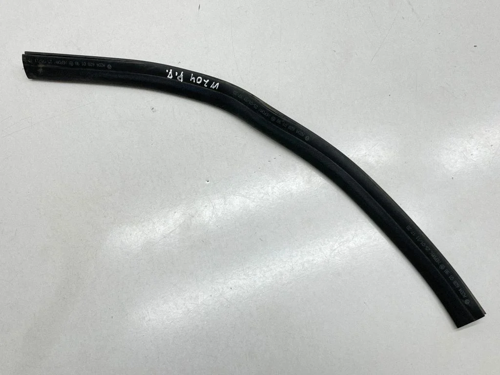 Engine compartment rubber A2046280198