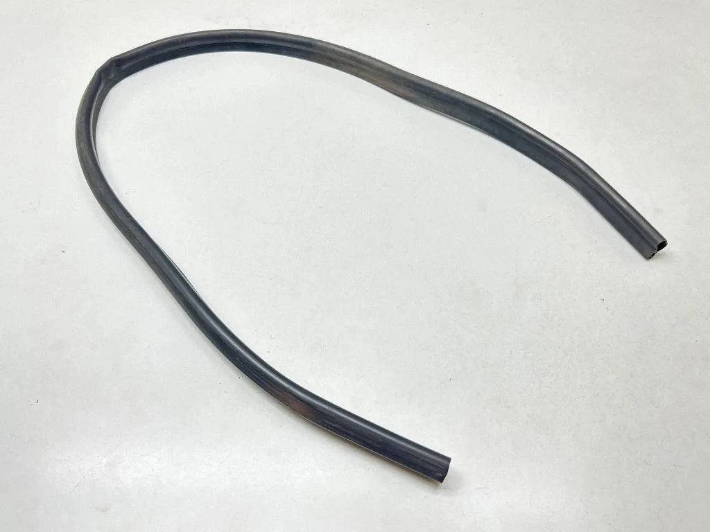 Engine compartment rubber – front