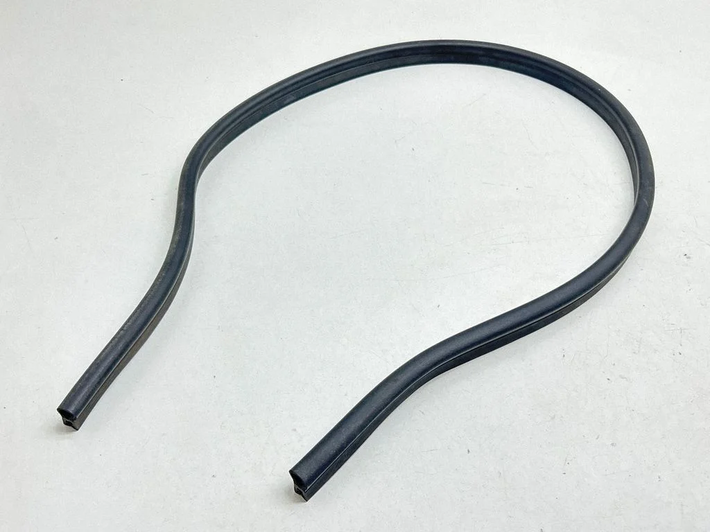 Engine compartment rubber – Skoda Octavia Mk3 (5E) (2013-2019)