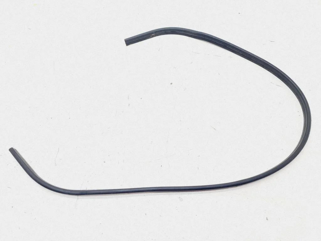 Engine compartment rubber – front