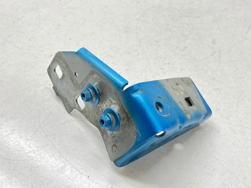 Fender mounting bracket – Renault Captur (2013-2020)