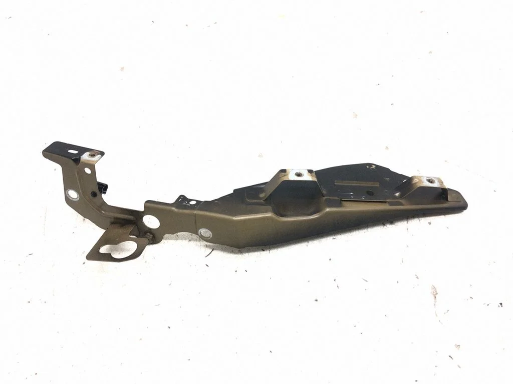 Fender mounting bracket 9801669280