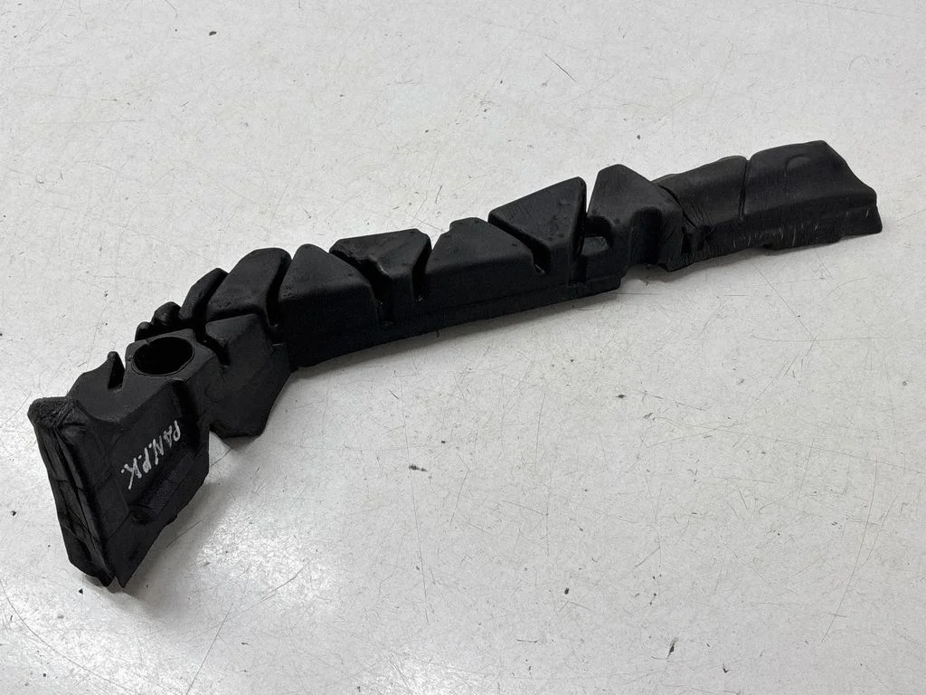 Fender foam support/seal – Porsche Panamera (970) (2009-2017)