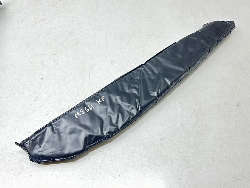 Fender foam support/seal 638A08220R