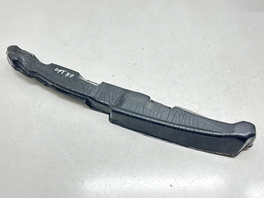 Fender foam support/seal 84116-A8500