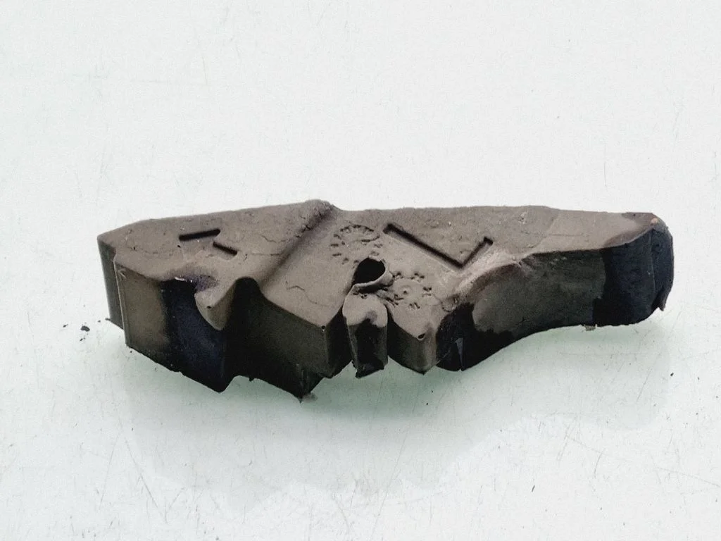 Spārna putuplasta pildījums 39122833