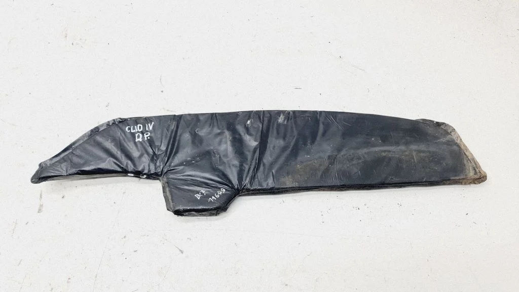 Fender foam support/seal – front right