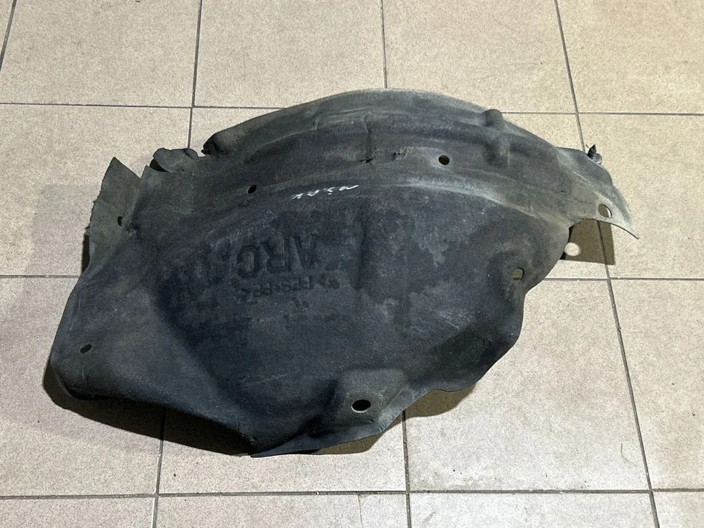 Front wheel arch liner splash guards – front left