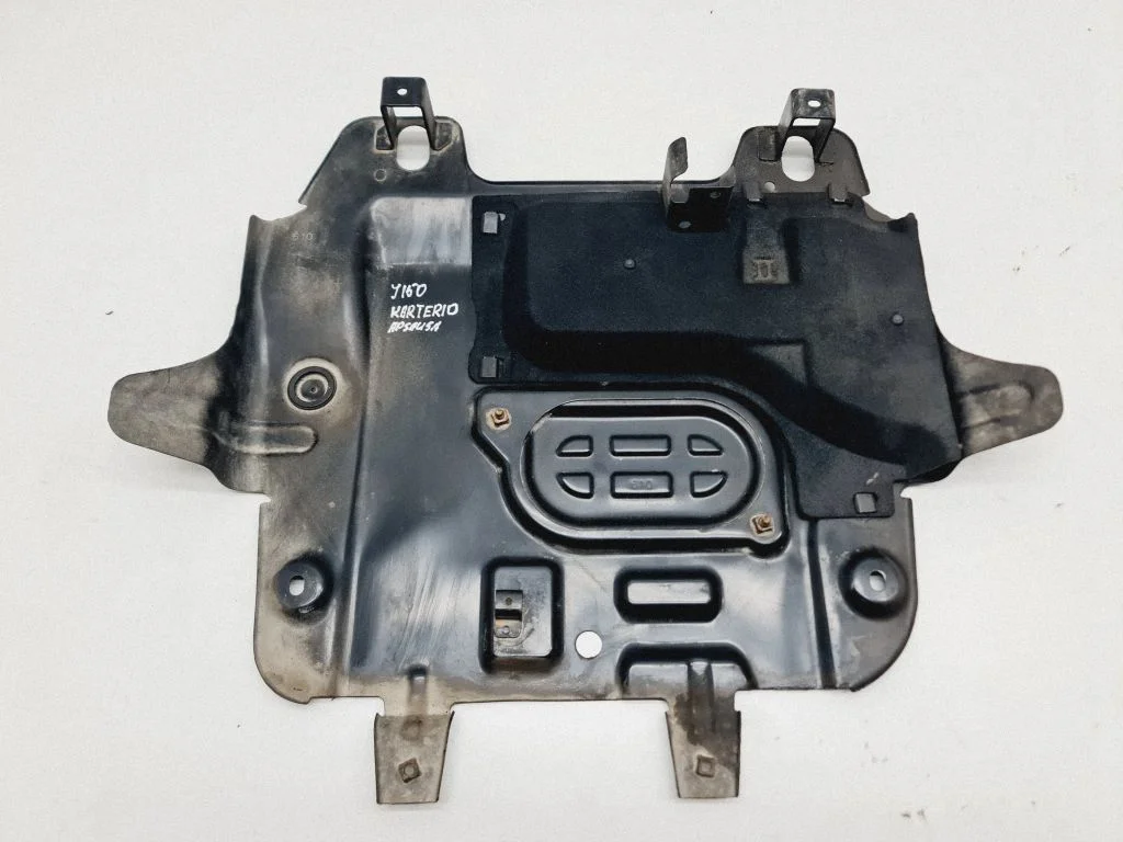 Engine splash shield/under tray 5145060060