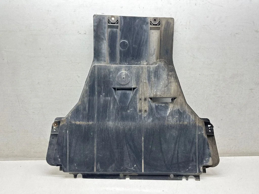 Engine splash shield/under tray 758900006R