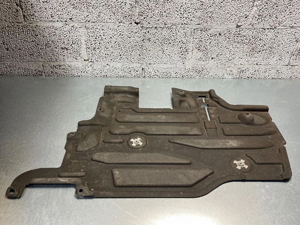 Engine splash shield/under tray 31420185