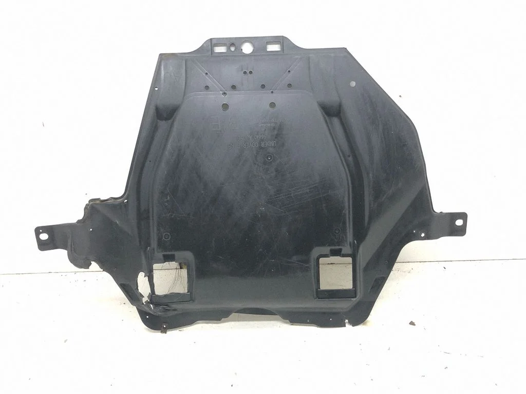 Engine splash shield/under tray 56440AJ050