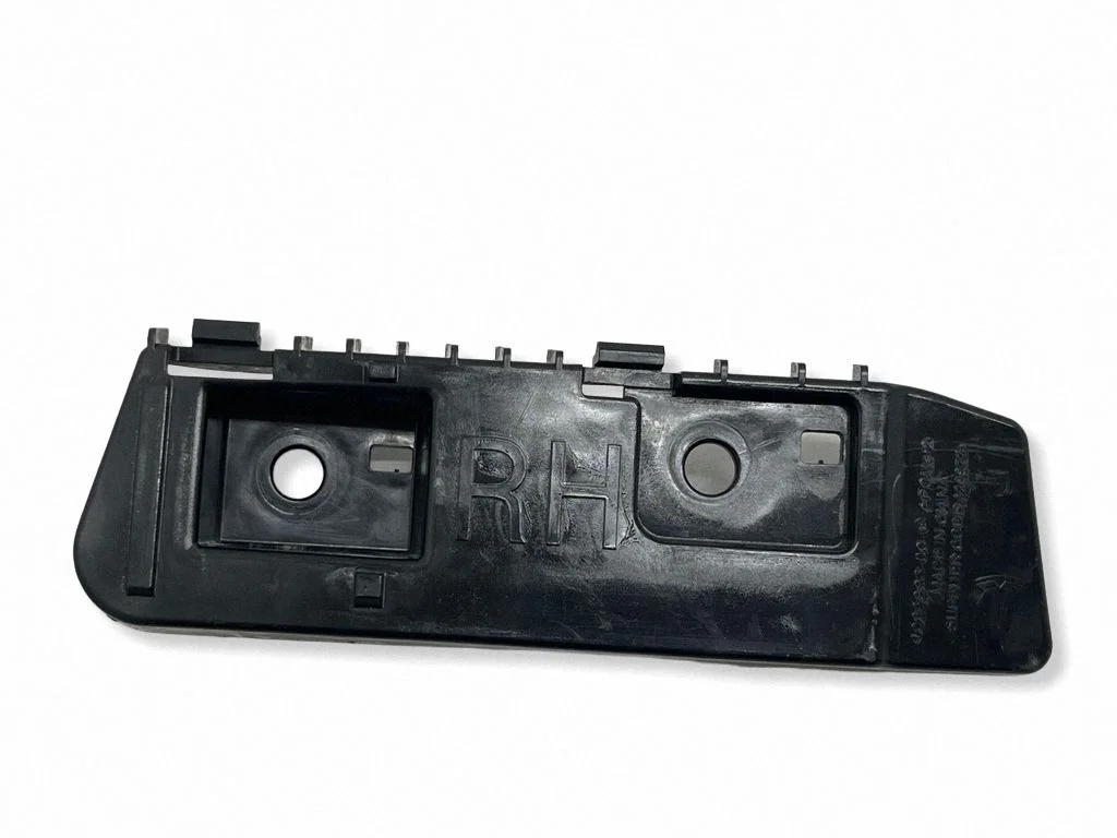 Rear bumper mounting bracket 108399300E