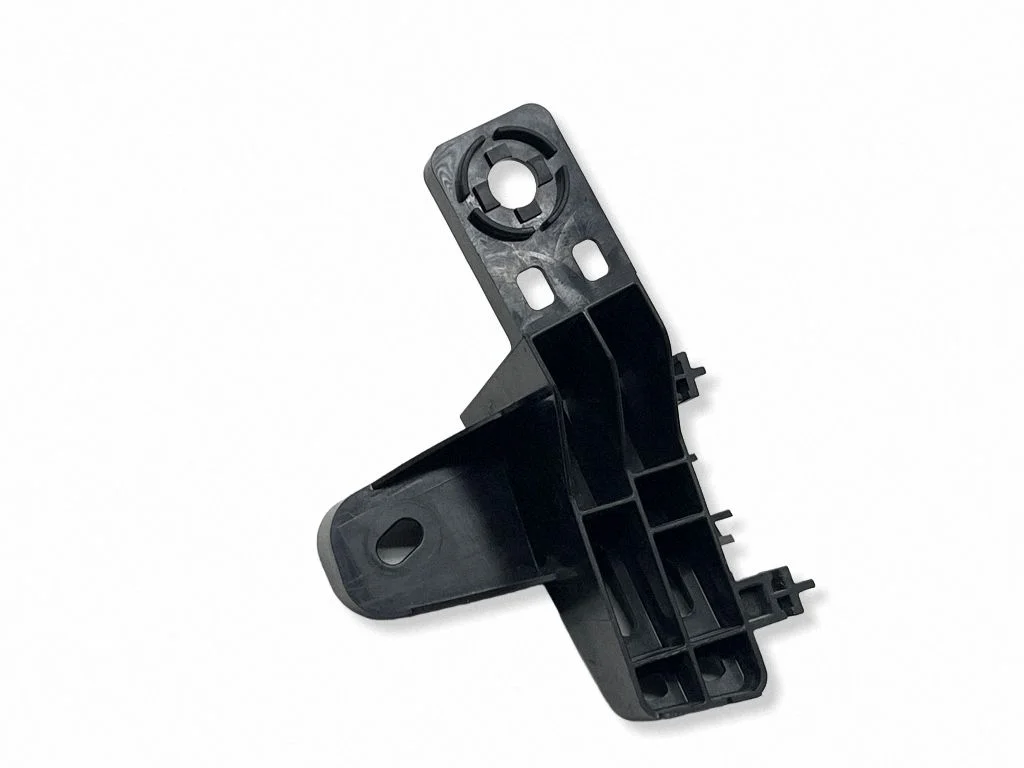 Aizmugurējā bufera turētājs 525630E030