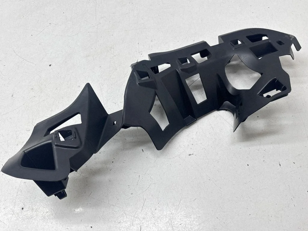 Tagumise kaitseraua kinnitusklamber 769479988R – Renault Captur (2013-2020)